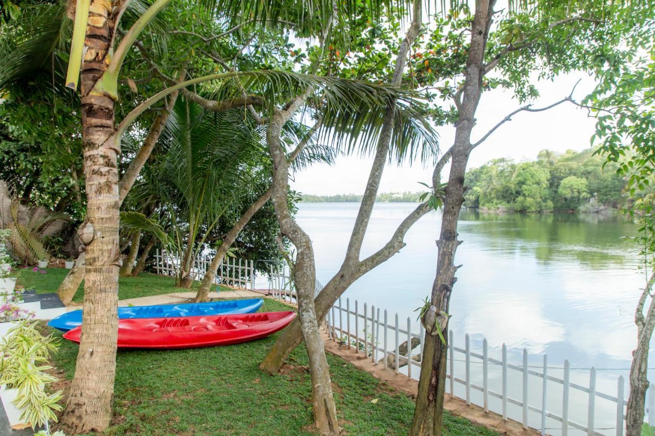 Scenery River Star Hotel ฮิกคาดูวา ภายนอก รูปภาพ