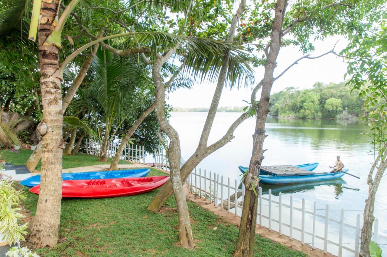 Scenery River Star Hotel ฮิกคาดูวา ภายนอก รูปภาพ
