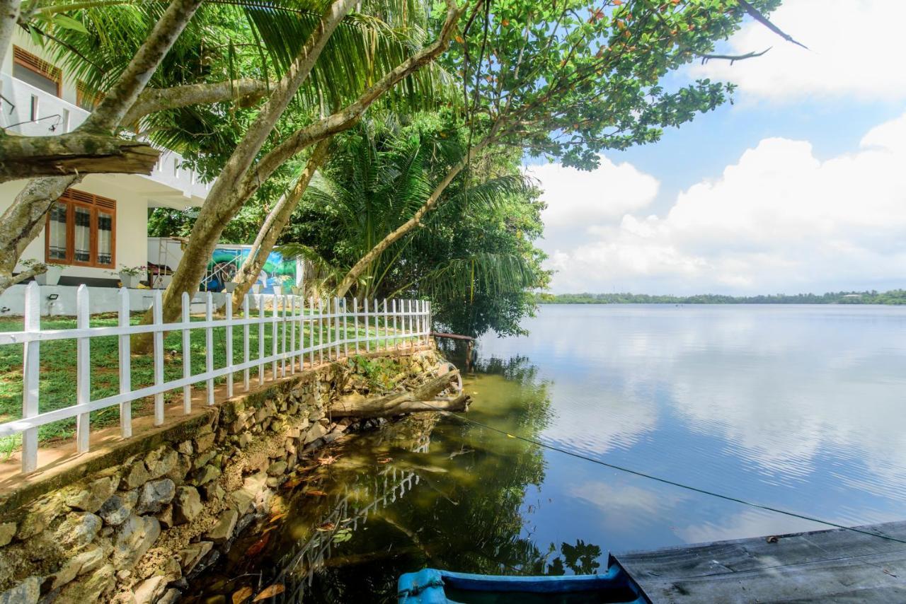 Scenery River Star Hotel ฮิกคาดูวา ภายนอก รูปภาพ