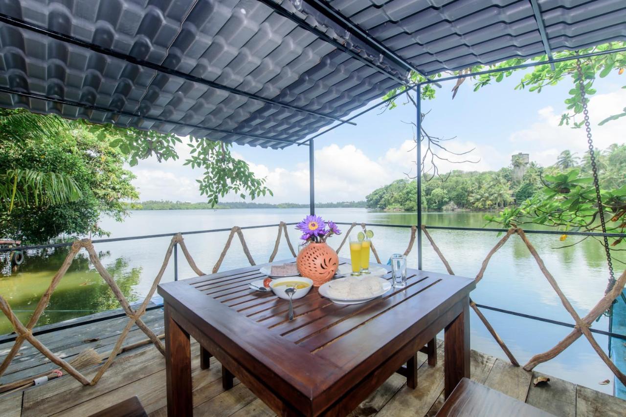 Scenery River Star Hotel ฮิกคาดูวา ภายนอก รูปภาพ