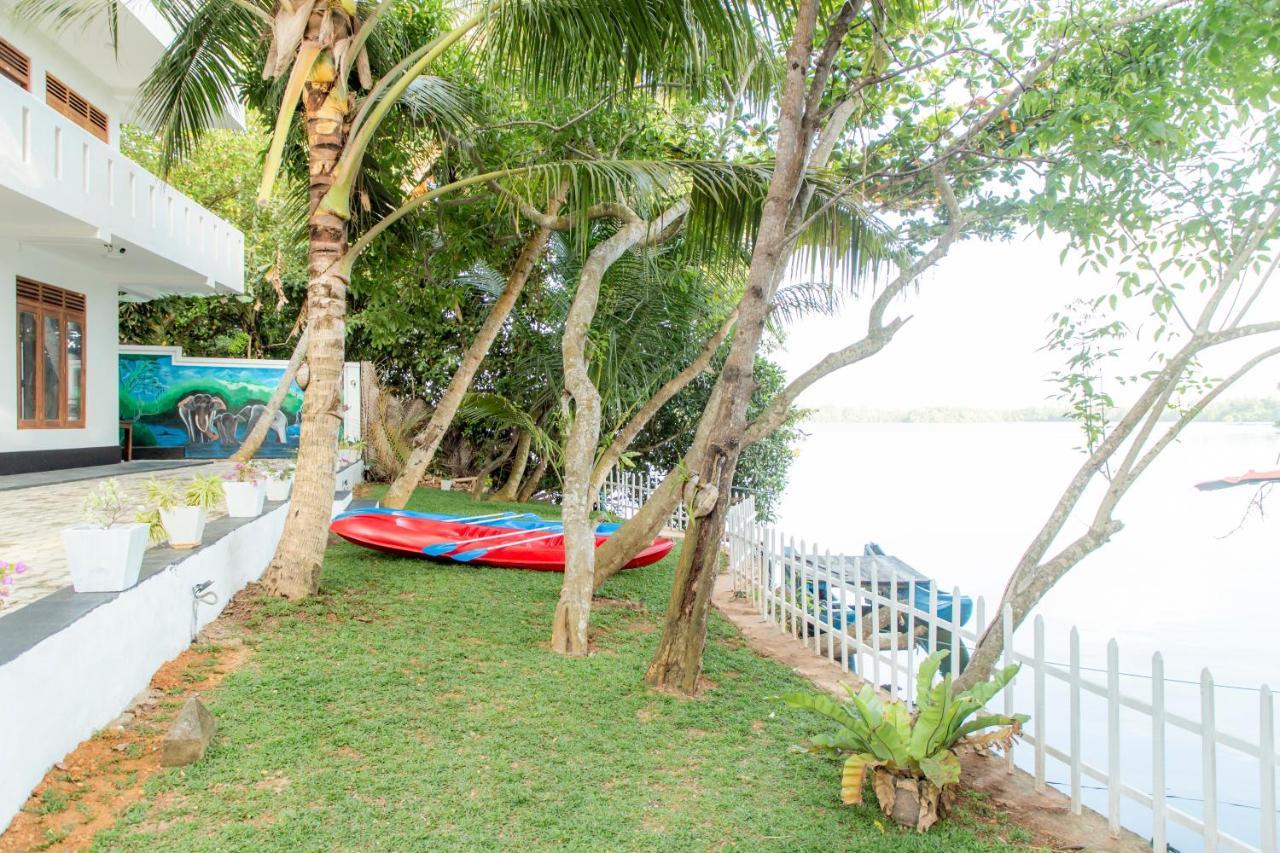 Scenery River Star Hotel ฮิกคาดูวา ภายนอก รูปภาพ