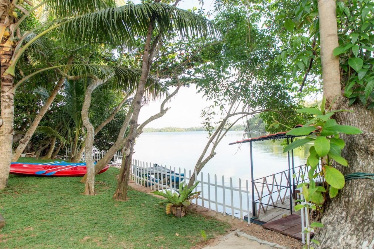 Scenery River Star Hotel ฮิกคาดูวา ภายนอก รูปภาพ